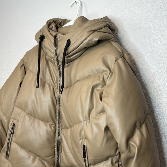 Love Token Hooded Puffer Jacket Size L NWT - Picture 8 of 9